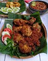 Cara membuat ayam goreng laos