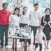 7 Potret Perayaan Ulang Tahun Suami Sandra Dewi, Mewah dan Elegan Meski Dirayakan di Rumah