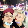 Pilih Menetap di Singapura, Ini 10 Potret Terbaru Kemesraan Derby Romero dan Istri