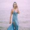 10 Potret Artis Liburan ke Pantai di Awal Tahun 2022, Anya Geraldine Curi Perhatian Pakai Swimsuit Hijau
