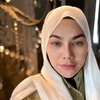 10 Potret Terbaru Sarita Abdul Mukti yang Makin Tirus dan Glowing, Pancarkan Awet Muda di Usia 47 Tahun