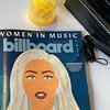7 Potret Agnez Mo Hadiri Billboard Woman Music Awards, Mesra Didampingi Sang Pacar