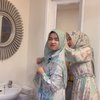 7 Potret Fuji An Kenakan Hijab Saat Syukuran Rumah Baru Gala, Thoriq Halilintar Dibikin Terkesima
