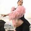 8 Potret Maternity Shoot Karina Nadila di Bali, Tunjukkan Baby Bump Mulus Tanpa Stretchmark Bikin Salfok