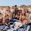 Potret Keluarga Jennifer Bachdim Kondangan di Jerman Pakai Kebaya dan Batik, Nampak Elegan dan Berkelas