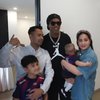 Bikin Iri Se-Indonesia Raya, Ini Potret Rayyanza Bareng Ronaldinho di Andara