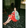 10 Potret Raline Shah dengan Outfit Vintage, Tampil Menawan dan Classy