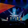 Deretan Potret Shenina Cinnamon di FFI 2022, Tampil Anggun dengan Gaun Serba Orange