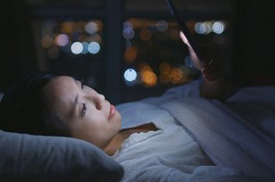 Sering Dialami, Makin Berumur Orang Jadi Lebih Susah Tidur Kenapa Ya?