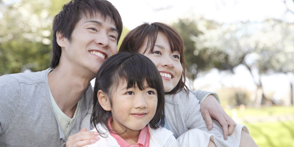 Ilustrasi keluarga Jepang