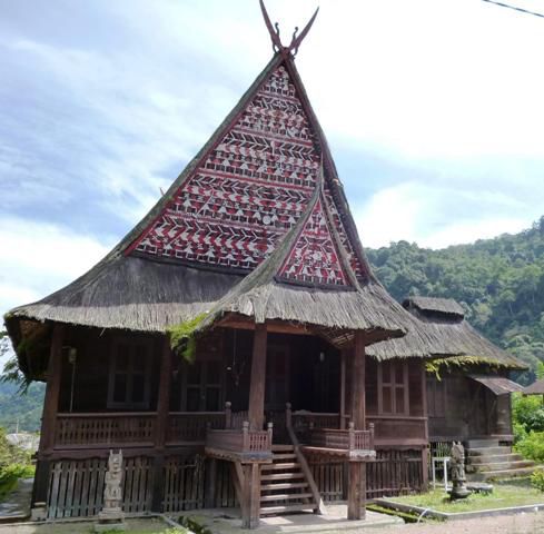 Nama Rumah Adat Sumatera Utara - Rumah Adat Mandailing