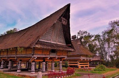 Rumah Adat Sumatera Utara - Simalungun