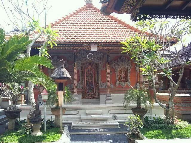Nama Rumah Adat Bali (Bale Manten)