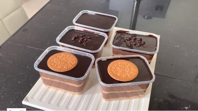 Resep Regal chocolate Eclair Dessert Box