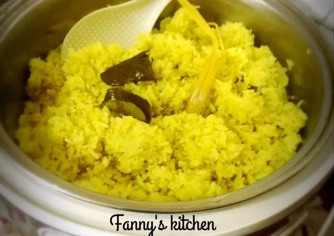 Resep Nasi Kuning Rice Cooker Harum dan Gurih