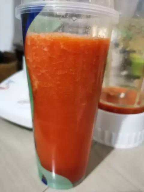 Cara Membuat Jus Wortel dengan Tomat dan Jeruk