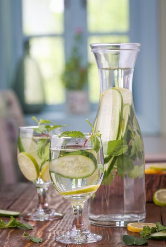Cara Membuat Infused Water Lemon dan Timun