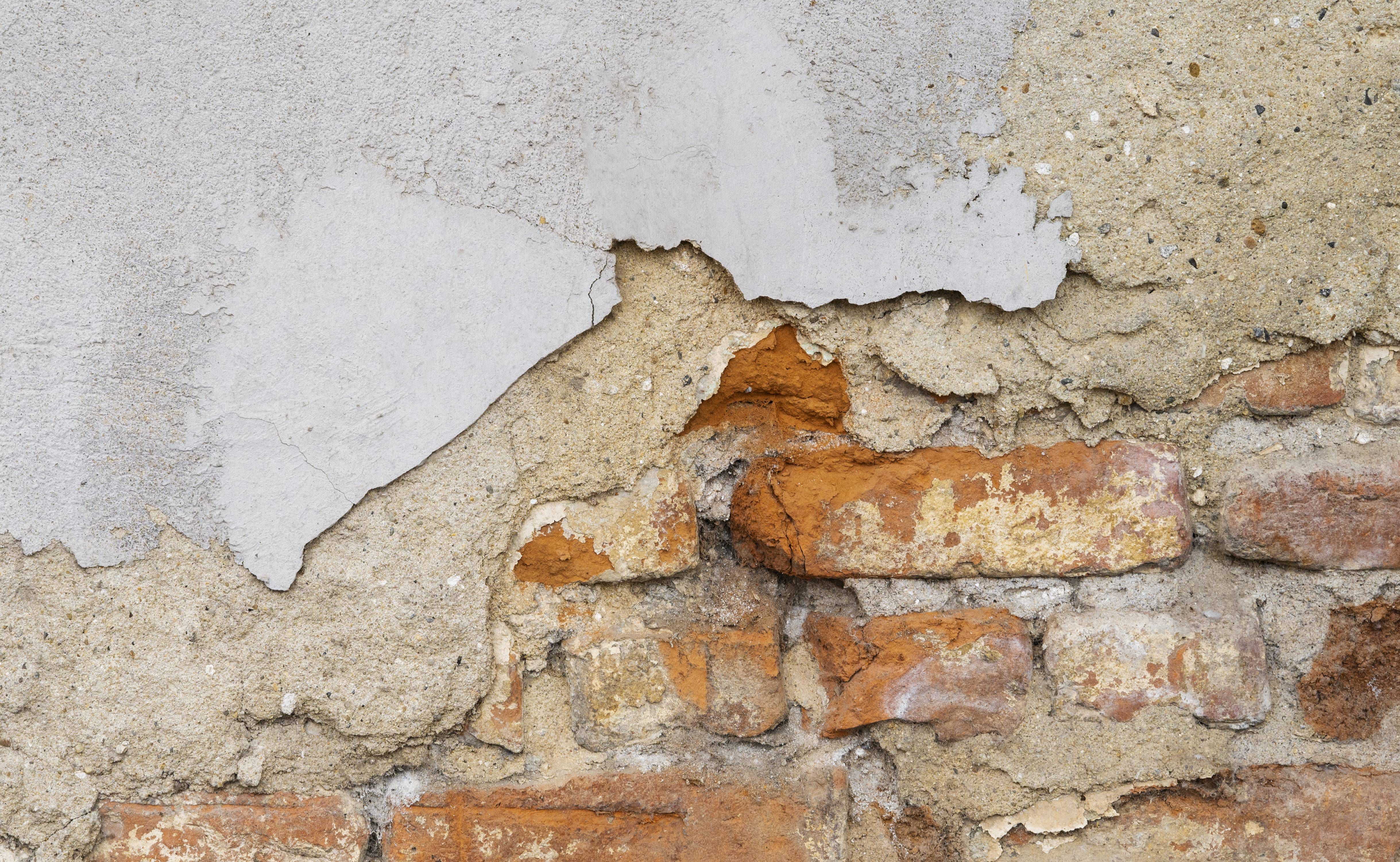 Cara Menghilangkan Rayap - Menutup Retakan Dinding Rumah