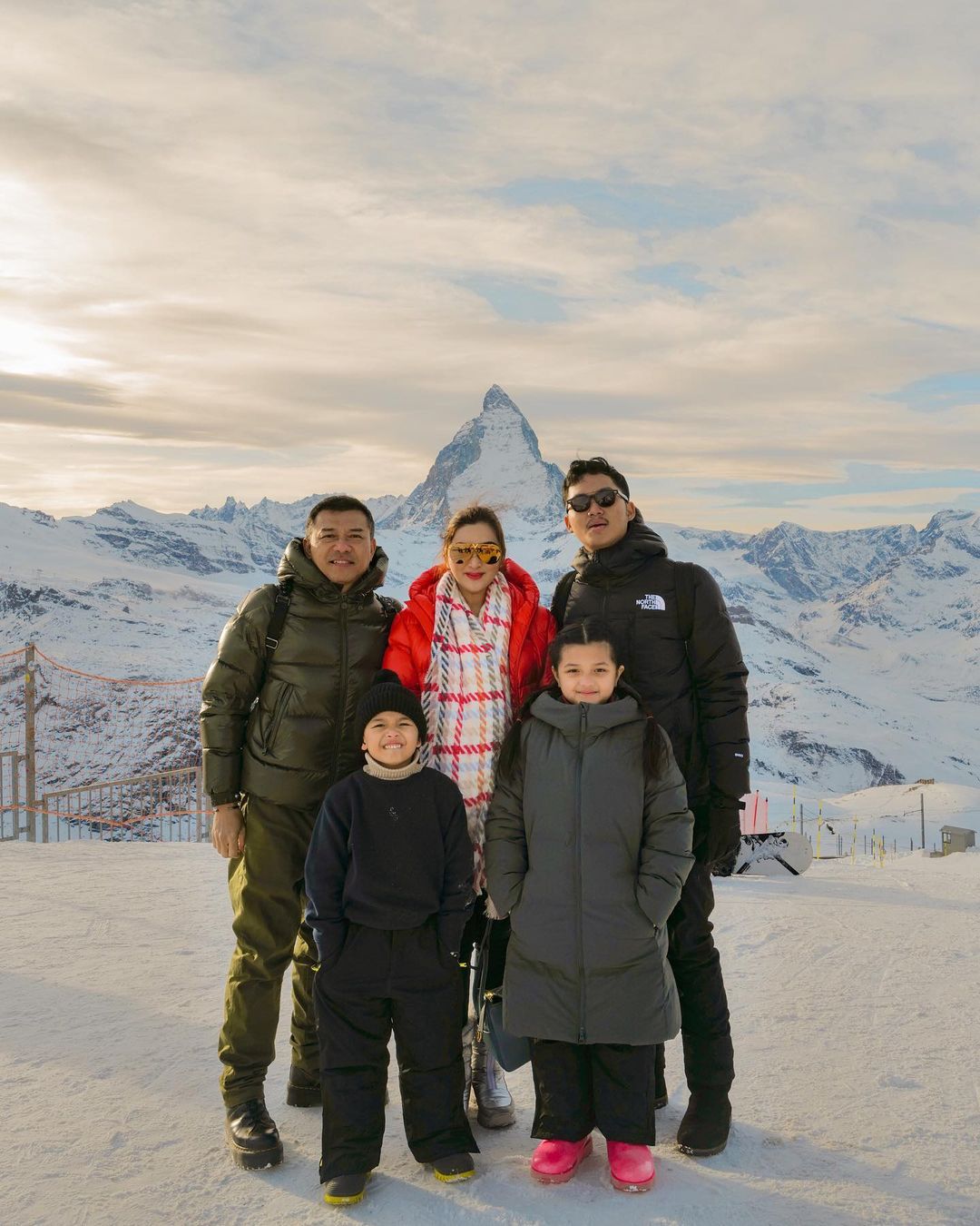 Keluarga Hermansyah di Swiss