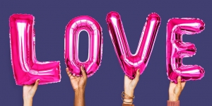 5 Zodiak Yang Sulit Mengatakan 'I Love You'