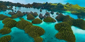 20 Wisata Alam Indonesia Paling Memukau, dengan Potensi Keindahan Mengagumkan