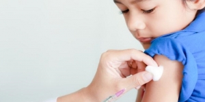 6 Jenis Imunisasi yang Harus Didapat Anak Sejak Lahir, Jangan Sampai Terlewat Moms!
