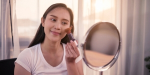 5 Tips Penting Bikin Makeup Tahan Keringat dan Anti Leleh, Yuk Kepoin!