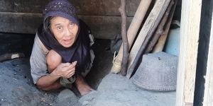 Pilu, Nenek Ini Hidup Sebatang Kara dan Sering Tak Tau Mau Makan Apa
