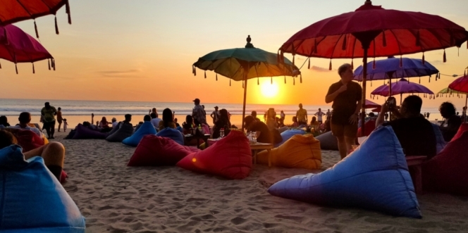Selain Seminyak Ini Spot Terbaik untuk Menikmati Senja di Bali, Sunset Hunter Wajib ke Sini Sih!