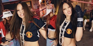 8 Potret Jennie BLACKPINK Kenakan Jersey Manchester United di Video Klip 'Pink Venom', Langsung Trending Hebohkan Fans