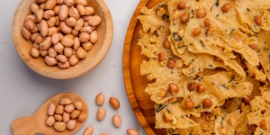 9 Resep Peyek Kacang Gurih dan Renyah, Sajian Praktis untuk Temani Santap berbagai Makanan