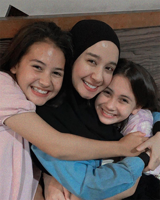 7 Momen Temu Kangen Sandrinna Michelle Dan Laudya Cynthia Bella Reuni Surga Yang Tak 