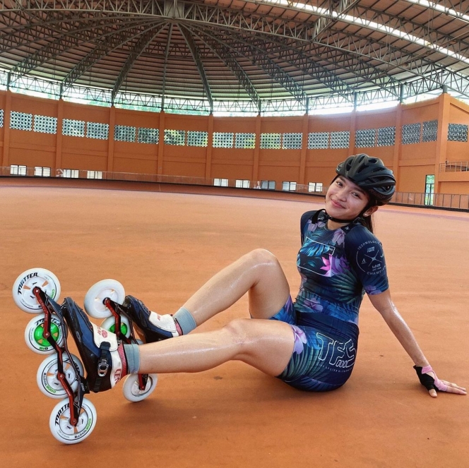 8 Potret Cantik Dhinda Salsabila, Atlet Sepatu Roda di PON XX Papua 2021 yang Curi Perhatian