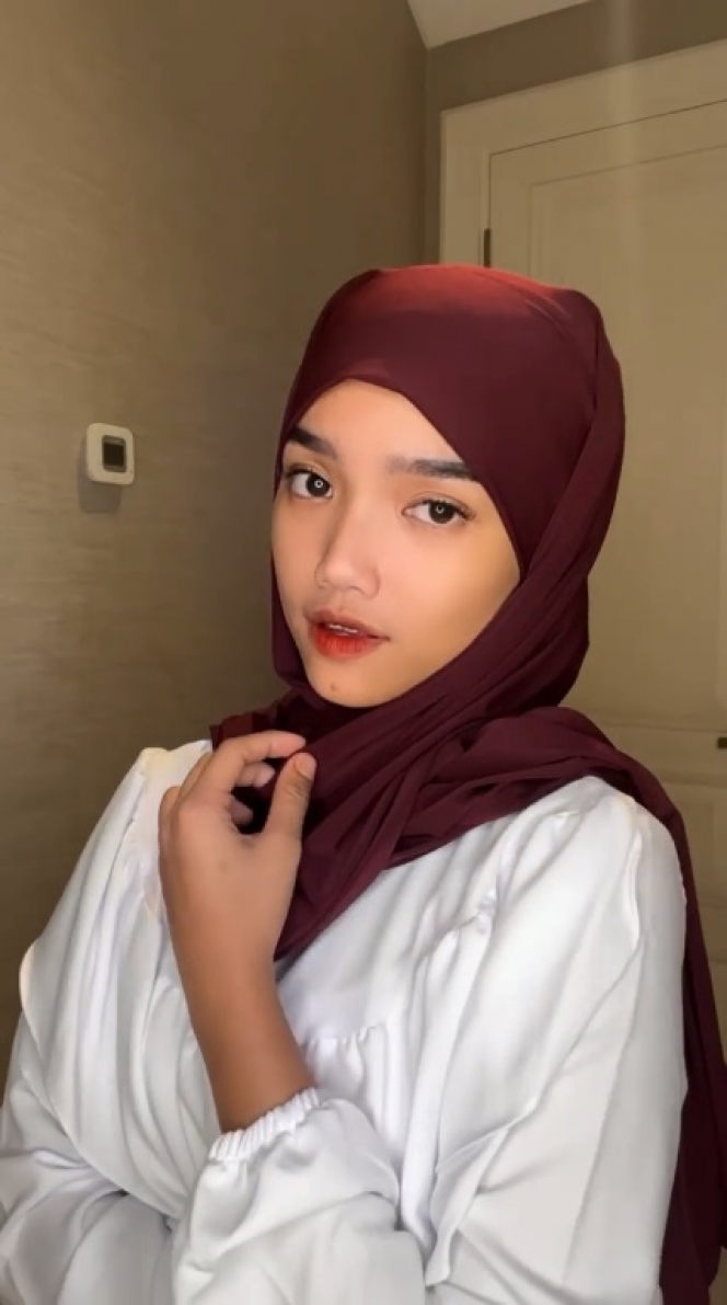 Deretan Gaya Hijab Ala Fuji Yang Simple Dan Kekinian Bisa Jadi My Xxx